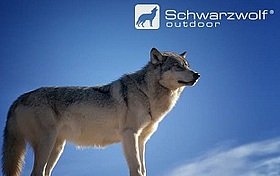 Schwarzwolf na prahu dospělosti