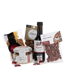 BASTAR Dárková sada (Miniatura Cabernet Cortix x Regent Organic collection 0,187 l, Tyčinky sýrové, Řecký mix marinovaných oliv s bylinkami, Mandle uzené pražené, Paštika jemná s brusinkami)