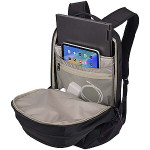 Batoh na notebook Thule Lumion 16 z recyklovaných materiálů, 28 l, černá