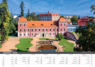 Česko mezi oblaky 2026, nástěnný kalendář, prodloužená záda