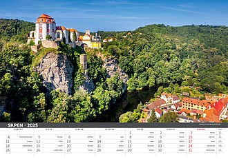 Česko mezi oblaky 2026, nástěnný kalendář, prodloužená záda