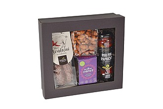 CHILLI Dárková sada - klobáska s chilli, nakládané piri papričky, oříšky v karamelu s chilli 100g, švestkové chutney - reklamní předměty