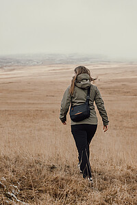 Crossbody taška Nordic Drift 4l z RCS, černá