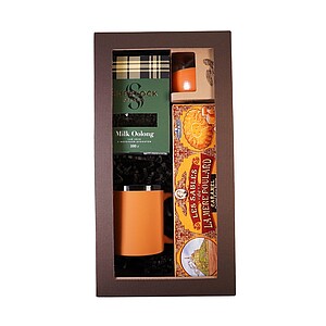 DARELA ORANGE Sada obsahující francouzské sušenky, čaj, svíčku a oranžový hrnek, v dárkové krabici - reklamní předměty