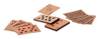 Domino a karty v dřevěné krabici