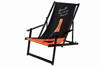 Dřevěná skládací lehátka ve vlastním designu