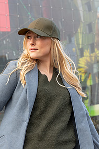 IMERES Šestipanelová kšiltovka z recyklované bavlny, zelenohnědá