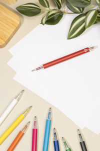 Kuličkové pero z recyklovaného hliníku, královská modrá