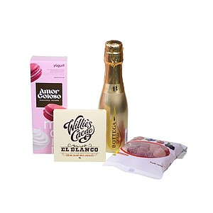 LUXURIOUS Dárkové balení s Proseccem Bottega Gold, bílou čokoládou, makronkami a ovocnými bonbóny