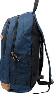 Modrý batoh s hnědými doplňky