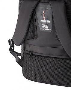 Nylonový batoh s přihrádkou na notebook