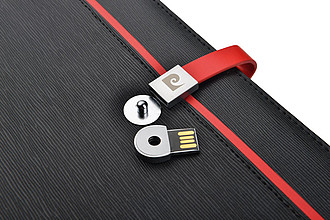 PIERRE CARDIN DIMITRI Konferenční desky s USB, 8 GB, černá