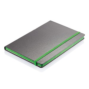 PIPER Černý zápisník A5 s barevnou gumičkou a boční stranou, zelená