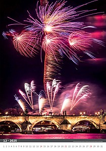 Praha 2026, nástěnný kalendář, prodloužená záda