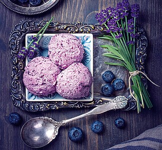 Provence 2026, nástěnný kalendář, prodloužená záda