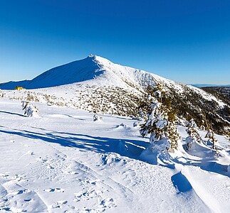 Putování po Česku 2027, nástěnný kalendář, prodloužená záda