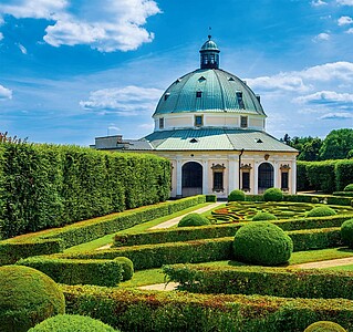 Putování po Česku 2027, nástěnný kalendář, prodloužená záda