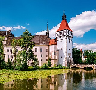 Putování po Česku 2027, nástěnný kalendář, prodloužená záda