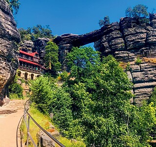 Putování po Česku 2027, nástěnný kalendář, prodloužená záda