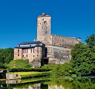 Putování po Česku 2027, nástěnný kalendář, prodloužená záda