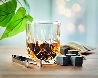 Sada 2 skleniček na whisky a 8 kamenných kostek v bambusové krabičce