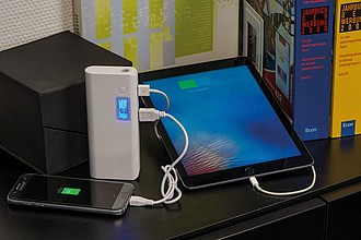 SAGRADA Plastová powerbanka s kapacitou 10000 mAh, bílá