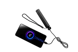 SCHWARZWOLF ZAGROS Dobíjecí svítilna s 5W XPG diodou, černá