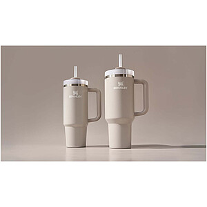 Stanley Quencher® H2.0 FlowState™ 890 ml recyklovaný nerezový izolovaný tumbler, šedá