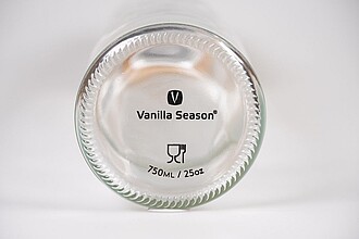 VS ANAMUDI Skleněná láhev z recyklovaného skla, objem 750 ml