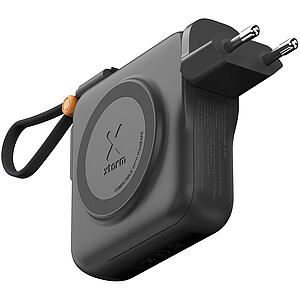 Xtorm TravelPro 30W cestovní nabíječka 3 v 1 s kapacitou 10 000 mAh, černá