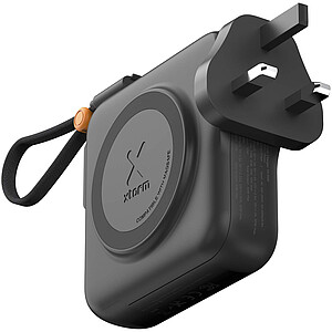 Xtorm TravelPro 30W cestovní nabíječka 3 v 1 s kapacitou 10 000 mAh, černá